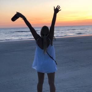 Meet your Posher, Angela